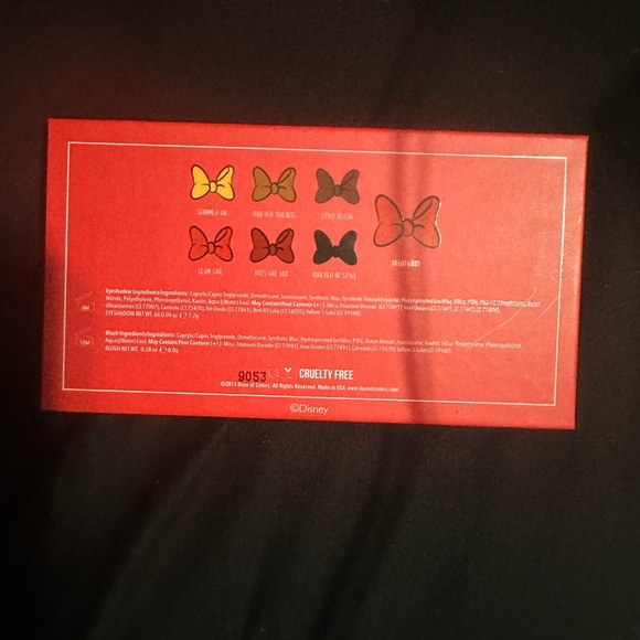 Dose of Colors Cosmetics ~ Disney Minnie Mouse Eyeshadow & Blush Palette - Picture 3 of 5